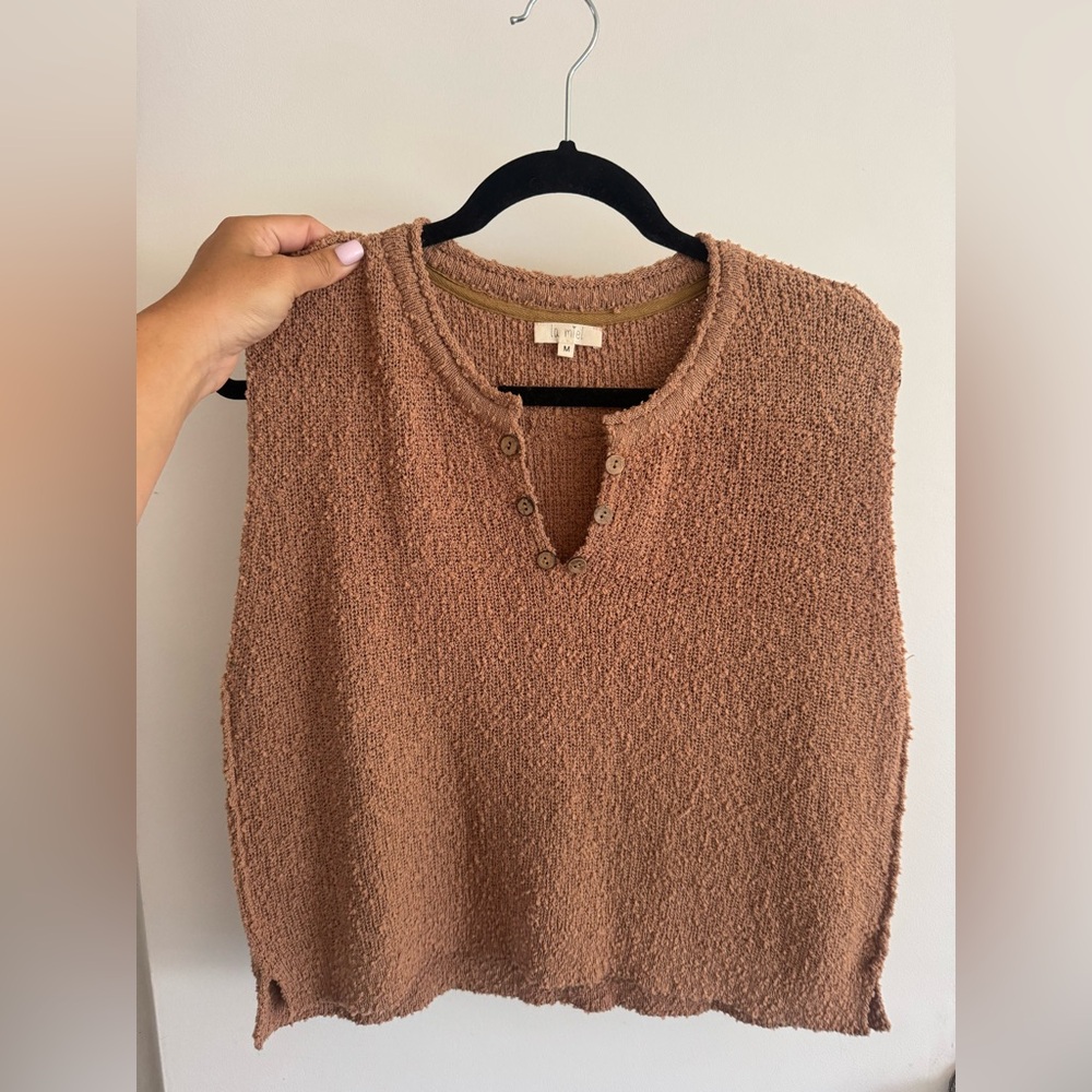LA MIEL Brown Crew Neck Sweater with Soft Knit Texture